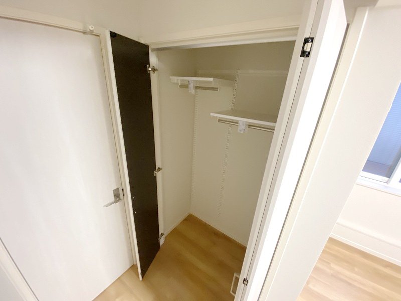 お部屋探しは株式会社 タウンハウジング までお気軽にお問合せ下さい。
クレジットカード決済・首都圏を中心直営143店舗 仲介件数全国2位の豊富な実績!諸費用・審査等・何でもご相談下さい。