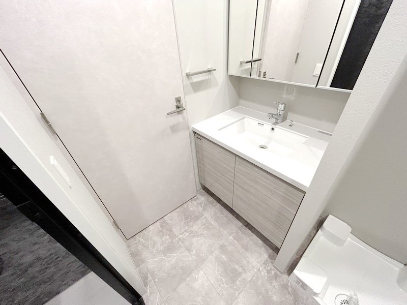 お部屋探しは株式会社 タウンハウジング までお気軽にお問合せ下さい。
クレジットカード決済・首都圏を中心直営143店舗 仲介件数全国2位の豊富な実績!諸費用・審査等・何でもご相談下さい。