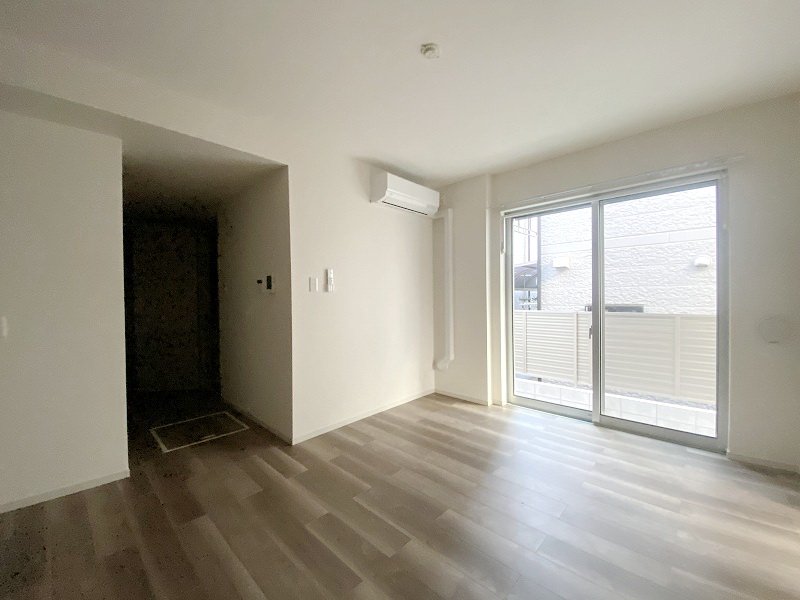 お部屋探しは株式会社 タウンハウジング までお気軽にお問合せ下さい。
クレジットカード決済・首都圏を中心直営143店舗 仲介件数全国2位の豊富な実績!諸費用・審査等・何でもご相談下さい。