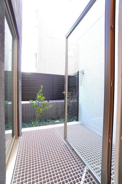 お部屋探しは株式会社 タウンハウジング までお気軽にお問合せ下さい。
クレジットカード決済・首都圏を中心直営143店舗 仲介件数全国2位の豊富な実績!諸費用・審査等・何でもご相談下さい。