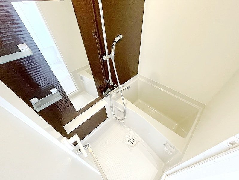 お部屋探しは株式会社 タウンハウジング までお気軽にお問合せ下さい。
クレジットカード決済・首都圏を中心直営143店舗 仲介件数全国2位の豊富な実績!諸費用・審査等・何でもご相談下さい。