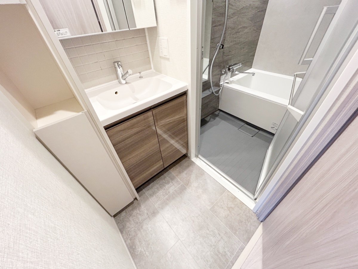 お部屋探しは株式会社 タウンハウジング までお気軽にお問合せ下さい。
クレジットカード決済・首都圏を中心直営143店舗 仲介件数全国2位の豊富な実績!諸費用・審査等・何でもご相談下さい。