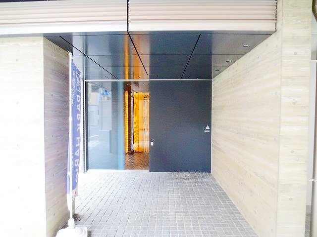 部屋探しは株式会社 タウンハウジング までお気軽にお問合せ下さい。
クレジットカード決済・首都圏を中心直営143店舗 仲介件数全国2位の豊富な実績!諸費用・審査等・何でもご相談下さい。