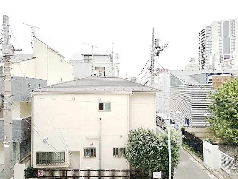 お部屋探しは株式会社 タウンハウジング までお気軽にお問合せ下さい。
クレジットカード決済・首都圏を中心直営143店舗 仲介件数全国2位の豊富な実績!諸費用・審査等・何でもご相談下さい。