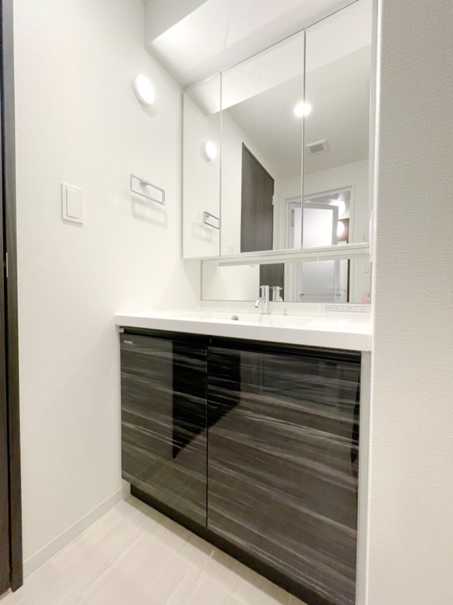 お部屋探しは株式会社 タウンハウジング までお気軽にお問合せ下さい。
クレジットカード決済・首都圏を中心直営143店舗 仲介件数全国2位の豊富な実績!諸費用・審査等・何でもご相談下さい。