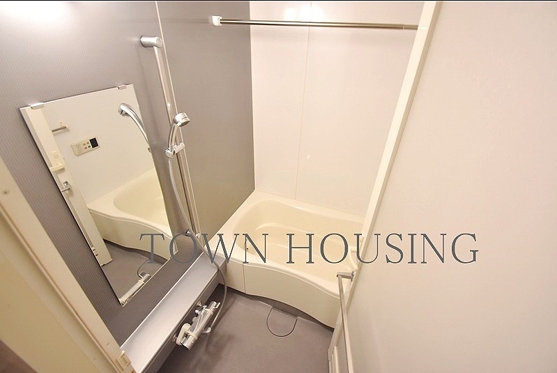 お部屋探しは株式会社 タウンハウジング までお気軽にお問合せ下さい。
クレジットカード決済・首都圏を中心直営143店舗 仲介件数全国2位の豊富な実績!諸費用・審査等・何でもご相談下さい。