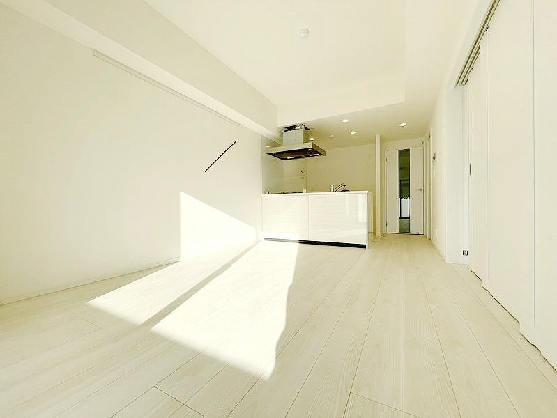 タウンハウジングレジデンス事業部 恵比寿店・赤坂店までお問合せ下さい。