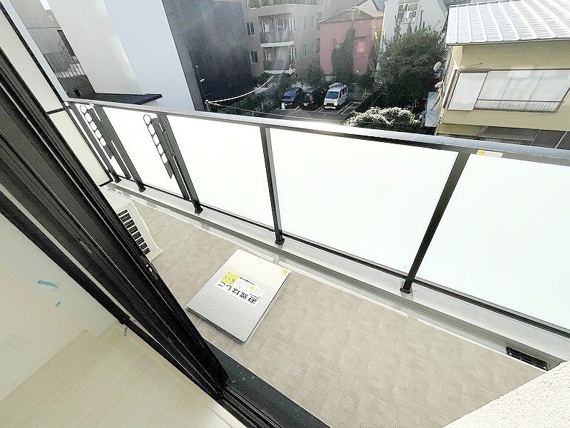 お部屋探しは株式会社 タウンハウジング までお気軽にお問合せ下さい。
クレジットカード決済・首都圏を中心直営143店舗 仲介件数全国2位の豊富な実績!諸費用・審査等・何でもご相談下さい。