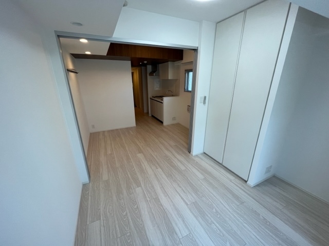 お部屋探しは株式会社 タウンハウジング までお気軽にお問合せ下さい。
クレジットカード決済・首都圏を中心直営143店舗 仲介件数全国2位の豊富な実績!諸費用・審査等・何でもご相談下さい。