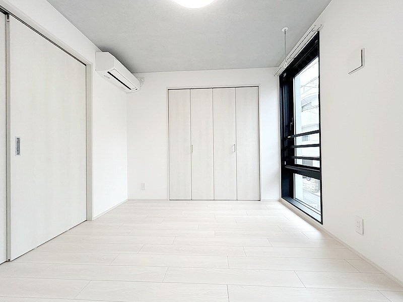 お部屋探しは株式会社 タウンハウジング までお気軽にお問合せ下さい。
クレジットカード決済・首都圏を中心直営143店舗 仲介件数全国2位の豊富な実績!諸費用・審査等・何でもご相談下さい。