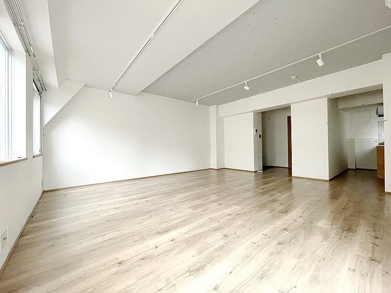 お問合せは(株)タウンハウジングレジデンス事業部【03-5563-9055】までお気軽にお問合せ下さい。