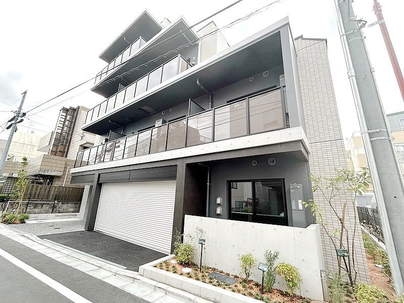 お部屋探しは株式会社 タウンハウジング までお気軽にお問合せ下さい。
クレジットカード決済・首都圏を中心直営143店舗 仲介件数全国2位の豊富な実績!諸費用・審査等・何でもご相談下さい。