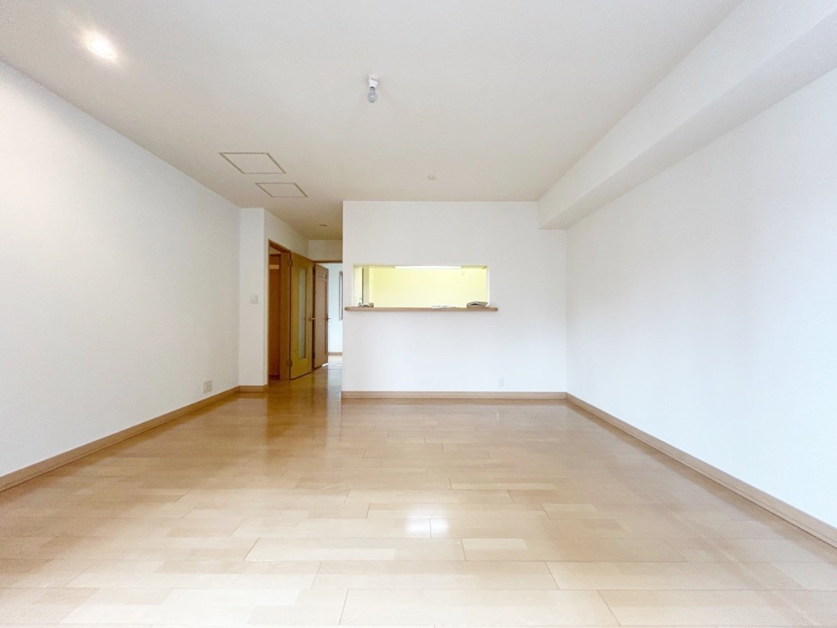 お部屋探しは株式会社 タウンハウジング までお気軽にお問合せ下さい。
クレジットカード決済・首都圏を中心直営143店舗 仲介件数全国2位の豊富な実績!諸費用・審査等・何でもご相談下さい。