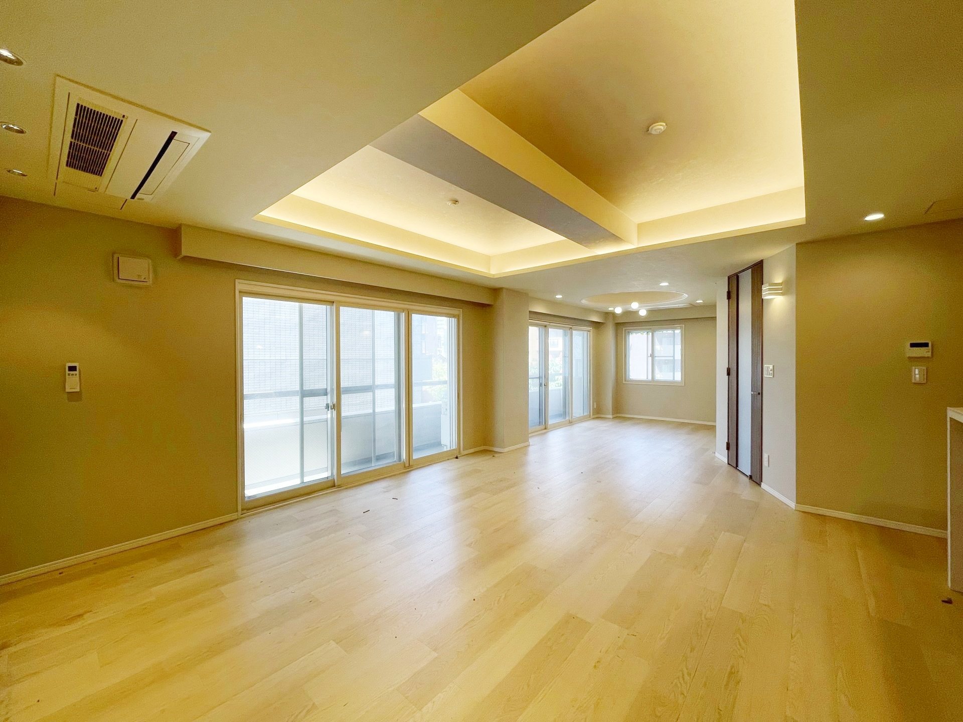 お問合せは(株)タウンハウジングレジデンス事業部【03-5563-9055】までお気軽にお問合せ下さい。