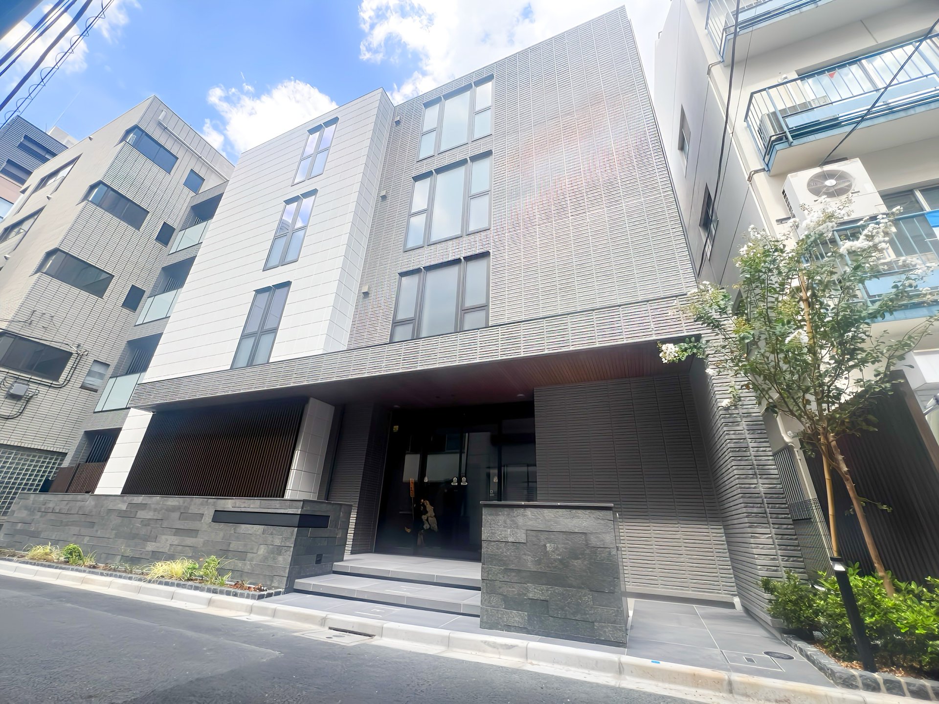 お問合せは(株)タウンハウジング東京赤坂店【03-5563-9055】へ