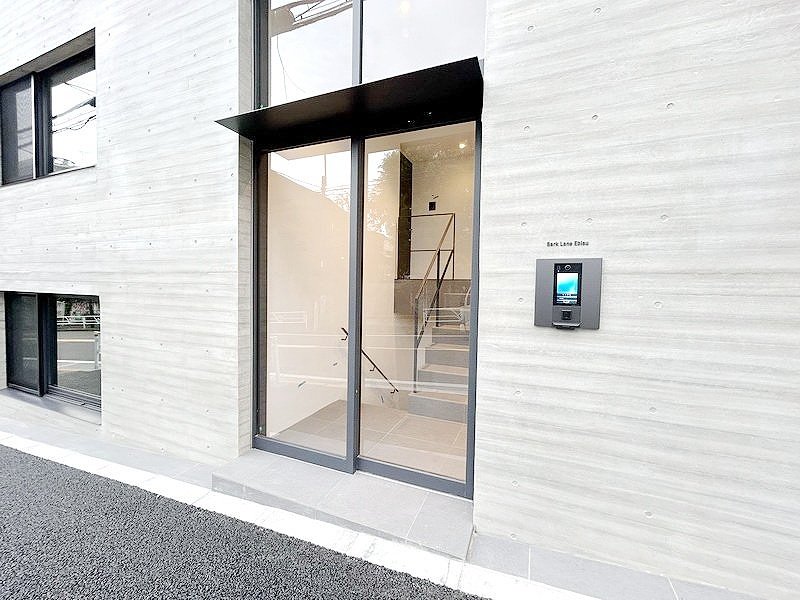 部屋探しは株式会社 タウンハウジング までお気軽にお問合せ下さい。
クレジットカード決済・首都圏を中心直営143店舗 仲介件数全国2位の豊富な実績!諸費用・審査等・何でもご相談下さい。