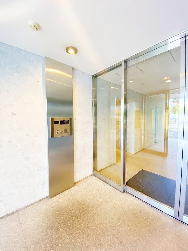 部屋探しは株式会社 タウンハウジング までお気軽にお問合せ下さい。
クレジットカード決済・首都圏を中心直営143店舗 仲介件数全国2位の豊富な実績!諸費用・審査等・何でもご相談下さい。