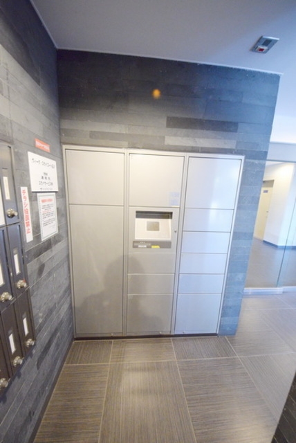 部屋探しは株式会社 タウンハウジング までお気軽にお問合せ下さい。
クレジットカード決済・首都圏を中心直営143店舗 仲介件数全国2位の豊富な実績!諸費用・審査等・何でもご相談下さい。