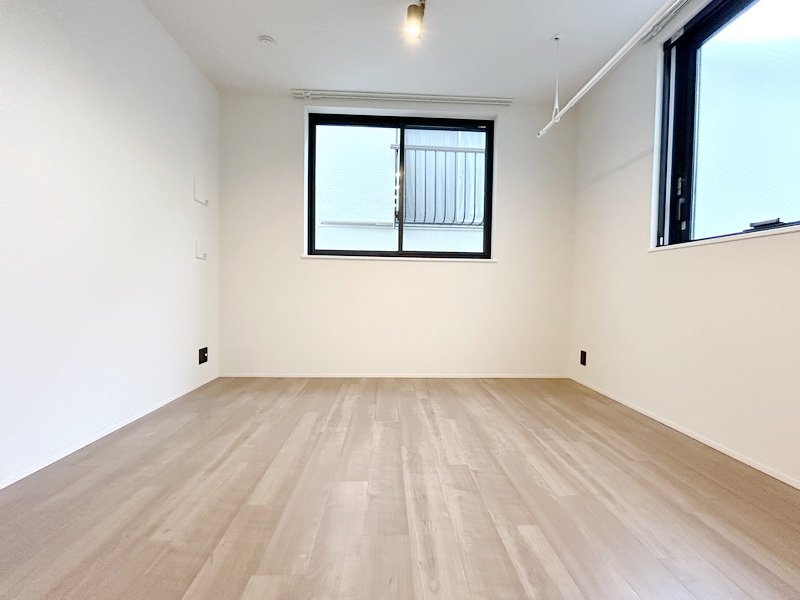 お部屋探しは株式会社 タウンハウジング までお気軽にお問合せ下さい。
クレジットカード決済・首都圏を中心直営143店舗 仲介件数全国2位の豊富な実績!諸費用・審査等・何でもご相談下さい。