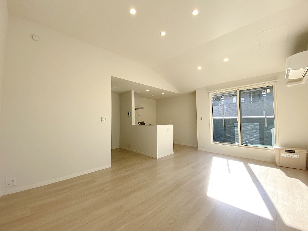 お部屋探しは株式会社 タウンハウジング までお気軽にお問合せ下さい。
クレジットカード決済・首都圏を中心直営143店舗 仲介件数全国2位の豊富な実績!諸費用・審査等・何でもご相談下さい。