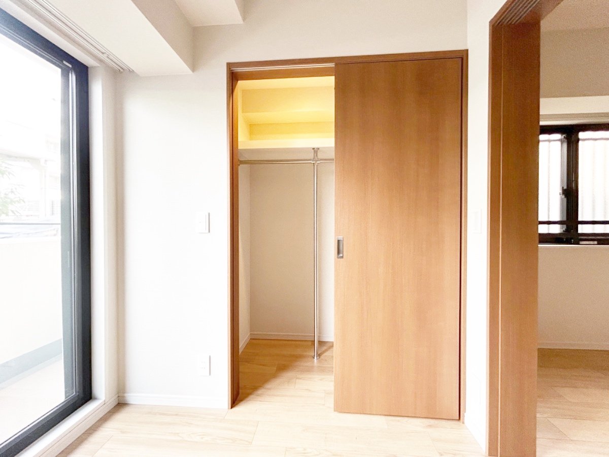 お部屋探しは株式会社 タウンハウジング までお気軽にお問合せ下さい。
クレジットカード決済・首都圏を中心直営143店舗 仲介件数全国2位の豊富な実績!諸費用・審査等・何でもご相談下さい。