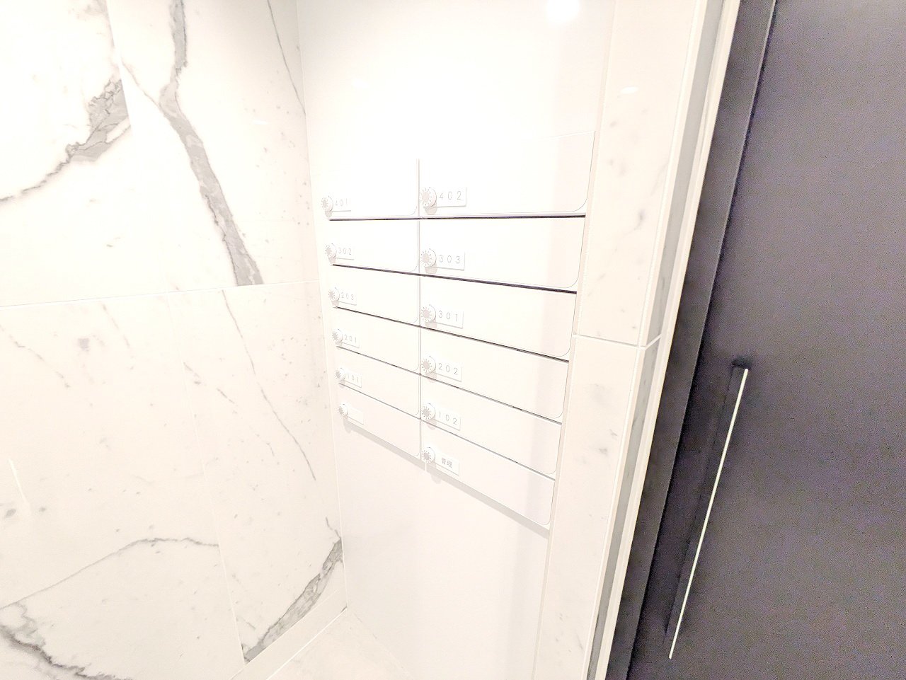 お問合せは(株)タウンハウジングレジデンス事業部【03-5563-9055】までお気軽にお問合せ下さい。