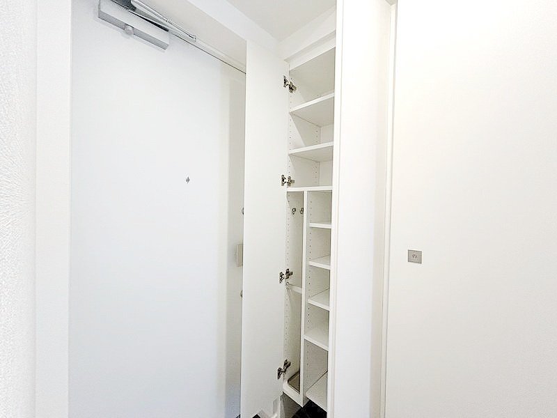 お部屋探しは株式会社 タウンハウジング までお気軽にお問合せ下さい。
クレジットカード決済・首都圏を中心直営143店舗 仲介件数全国2位の豊富な実績!諸費用・審査等・何でもご相談下さい。