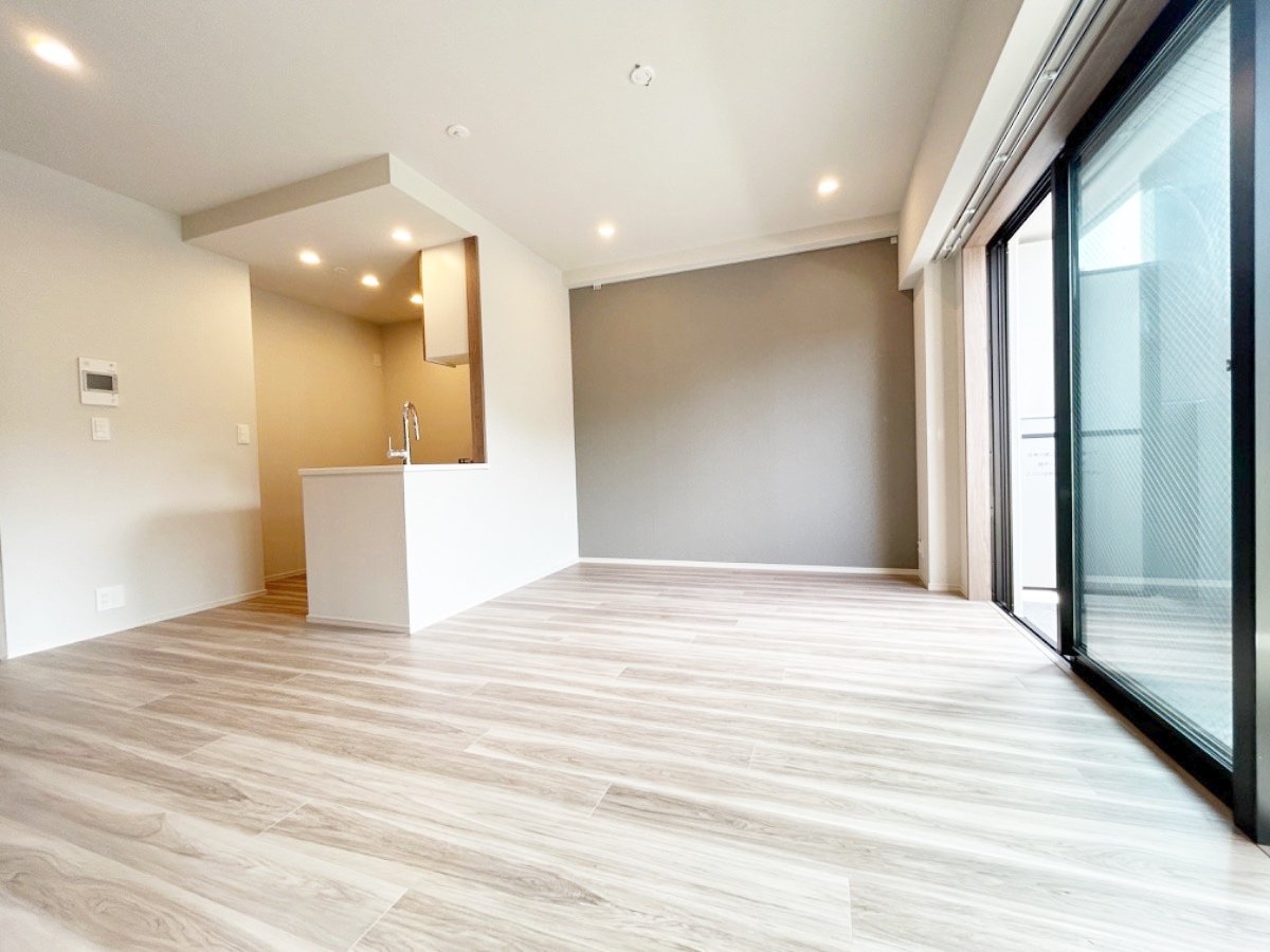 お部屋探しは株式会社 タウンハウジング までお気軽にお問合せ下さい。
クレジットカード決済・首都圏を中心直営143店舗 仲介件数全国2位の豊富な実績!諸費用・審査等・何でもご相談下さい。