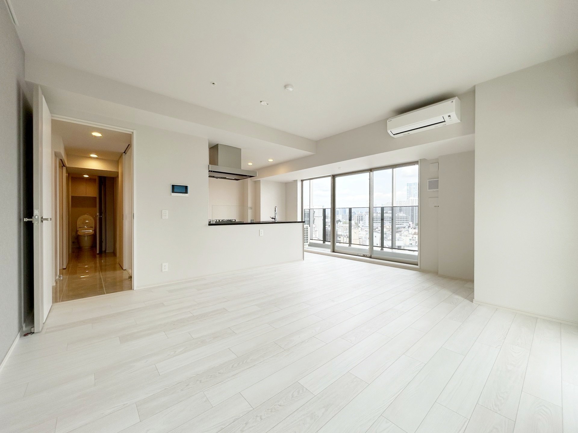 お部屋探しは株式会社 タウンハウジング までお気軽にお問合せ下さい。
クレジットカード決済・首都圏を中心直営143店舗 仲介件数全国2位の豊富な実績!諸費用・審査等・何でもご相談下さい。