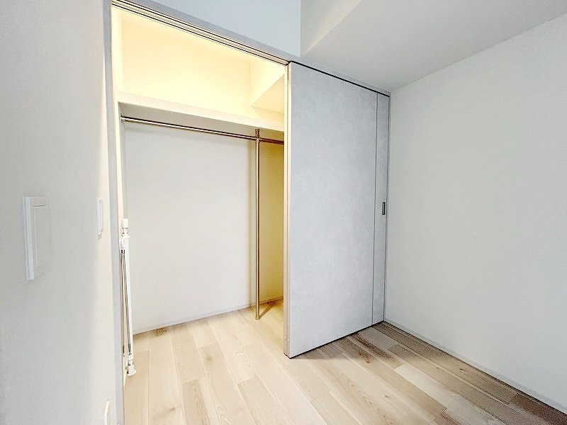 お部屋探しは株式会社 タウンハウジング までお気軽にお問合せ下さい。
クレジットカード決済・首都圏を中心直営143店舗 仲介件数全国2位の豊富な実績!諸費用・審査等・何でもご相談下さい。