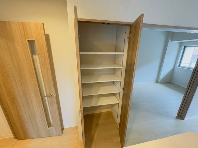 お部屋探しは株式会社 タウンハウジング までお気軽にお問合せ下さい。
クレジットカード決済・首都圏を中心直営143店舗 仲介件数全国2位の豊富な実績!諸費用・審査等・何でもご相談下さい。