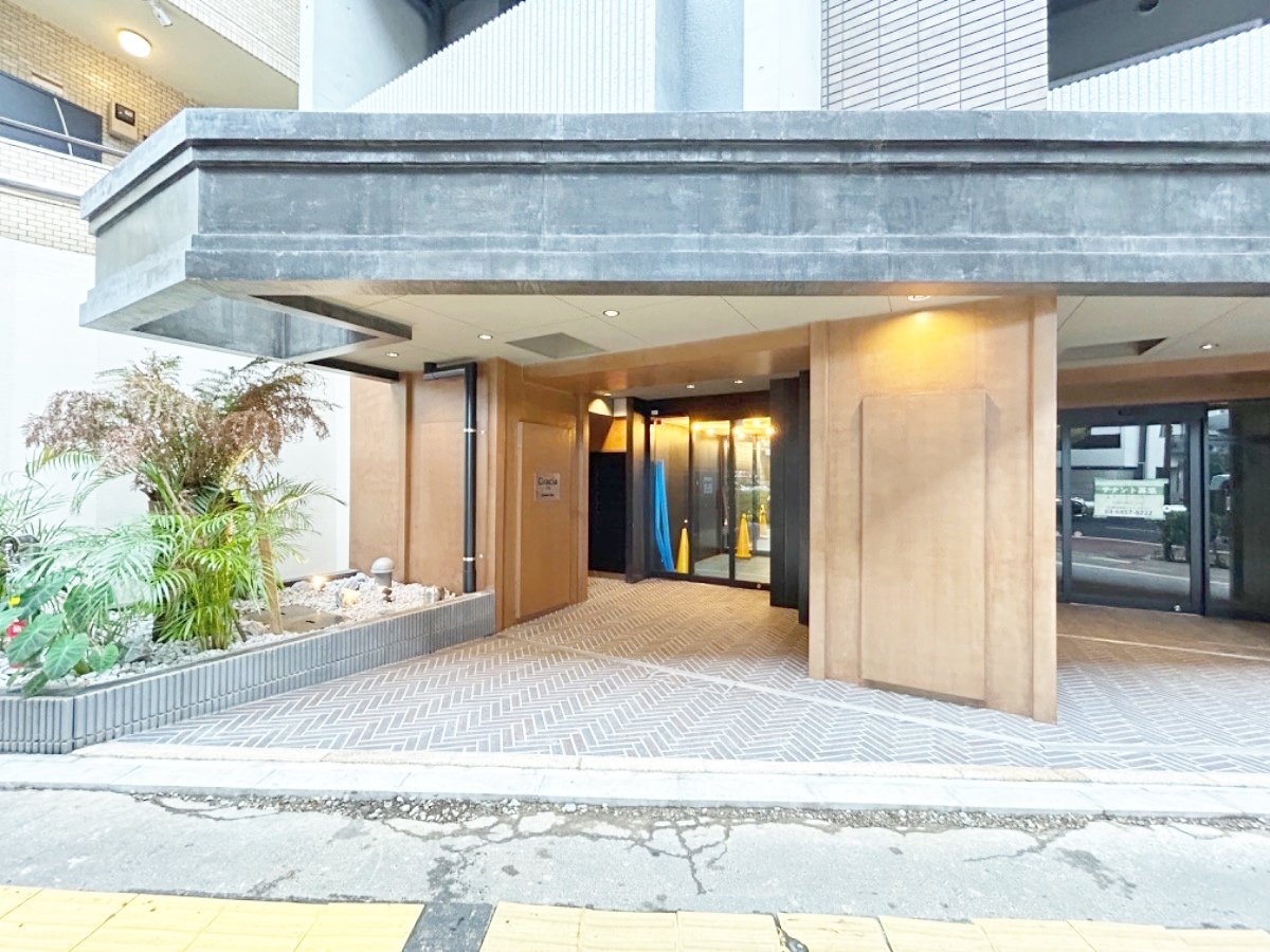 部屋探しは株式会社 タウンハウジング までお気軽にお問合せ下さい。
クレジットカード決済・首都圏を中心直営143店舗 仲介件数全国2位の豊富な実績!諸費用・審査等・何でもご相談下さい。