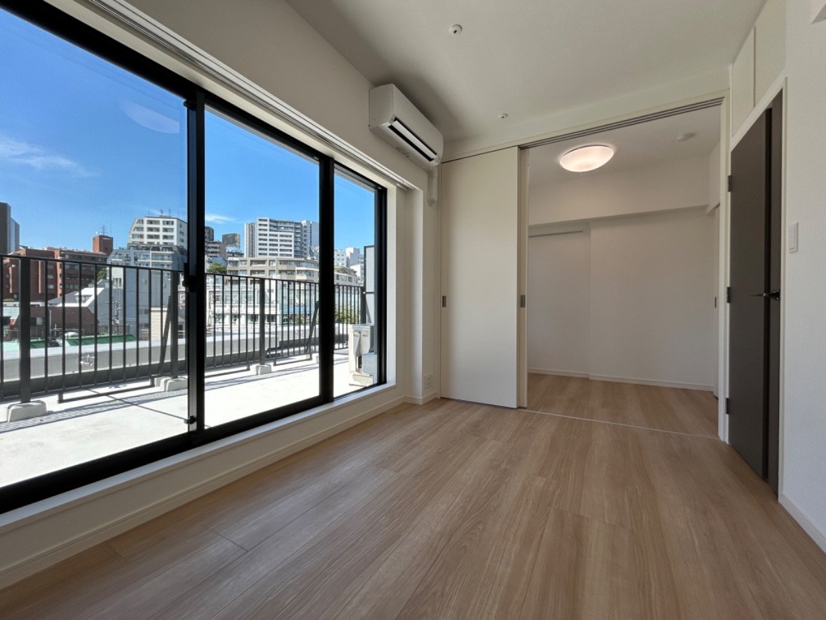 お部屋探しは株式会社 タウンハウジング までお気軽にお問合せ下さい。
クレジットカード決済・首都圏を中心直営143店舗 仲介件数全国2位の豊富な実績!諸費用・審査等・何でもご相談下さい。