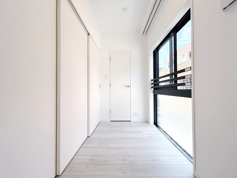 お部屋探しは株式会社 タウンハウジング までお気軽にお問合せ下さい。
クレジットカード決済・首都圏を中心直営143店舗 仲介件数全国2位の豊富な実績!諸費用・審査等・何でもご相談下さい。