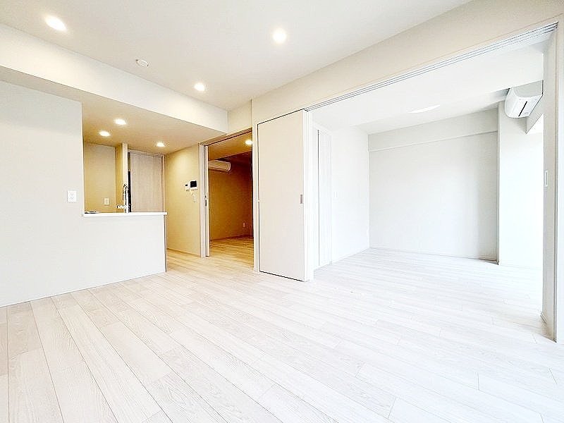 お部屋探しは株式会社 タウンハウジング までお気軽にお問合せ下さい。
クレジットカード決済・首都圏を中心直営143店舗 仲介件数全国2位の豊富な実績!諸費用・審査等・何でもご相談下さい。