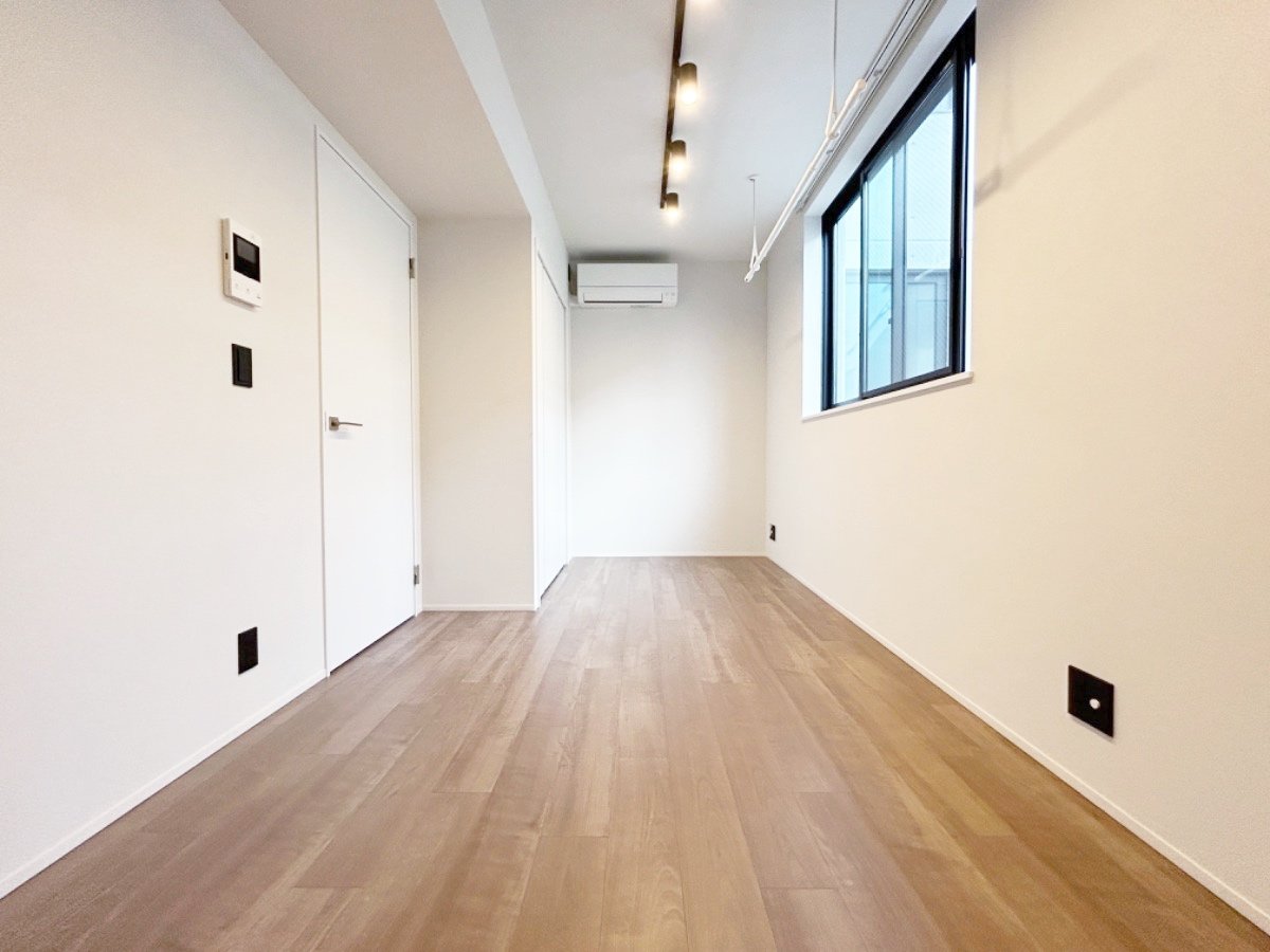 お部屋探しは株式会社 タウンハウジング までお気軽にお問合せ下さい。
クレジットカード決済・首都圏を中心直営143店舗 仲介件数全国2位の豊富な実績!諸費用・審査等・何でもご相談下さい。