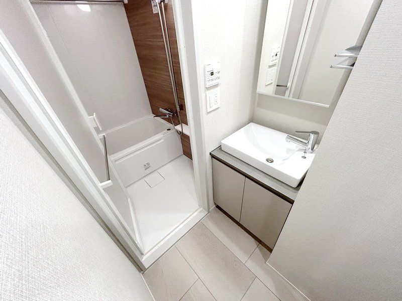 お部屋探しは株式会社 タウンハウジング までお気軽にお問合せ下さい。
クレジットカード決済・首都圏を中心直営143店舗 仲介件数全国2位の豊富な実績!諸費用・審査等・何でもご相談下さい。