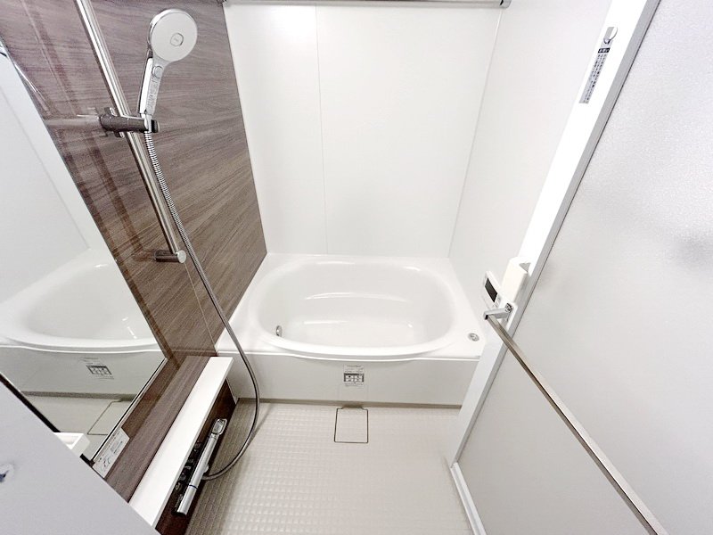 お部屋探しは株式会社 タウンハウジング までお気軽にお問合せ下さい。
クレジットカード決済・首都圏を中心直営143店舗 仲介件数全国2位の豊富な実績!諸費用・審査等・何でもご相談下さい。