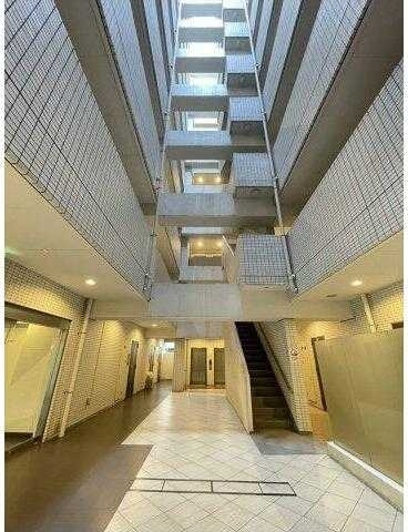 部屋探しは株式会社 タウンハウジング までお気軽にお問合せ下さい。
クレジットカード決済・首都圏を中心直営143店舗 仲介件数全国2位の豊富な実績!諸費用・審査等・何でもご相談下さい。