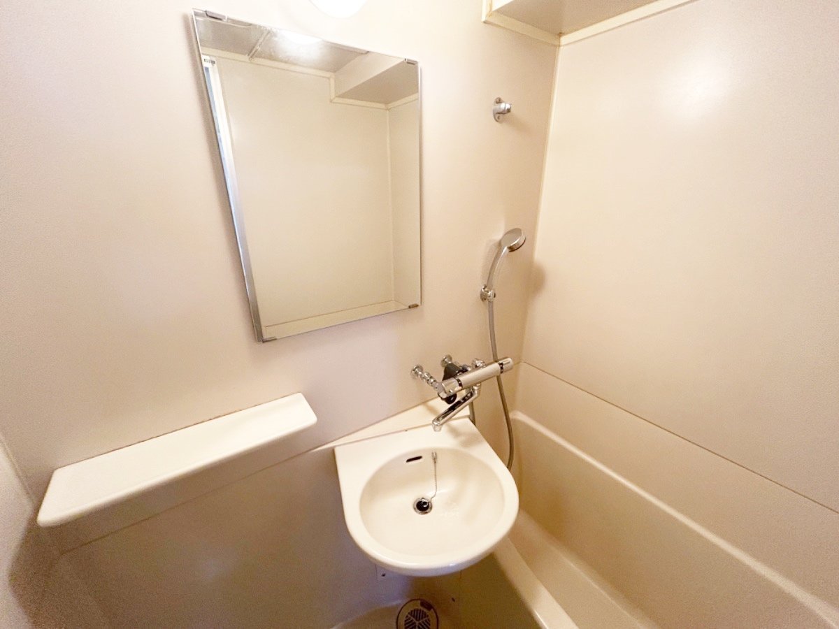 お部屋探しは株式会社 タウンハウジング までお気軽にお問合せ下さい。
クレジットカード決済・首都圏を中心直営143店舗 仲介件数全国2位の豊富な実績!諸費用・審査等・何でもご相談下さい。