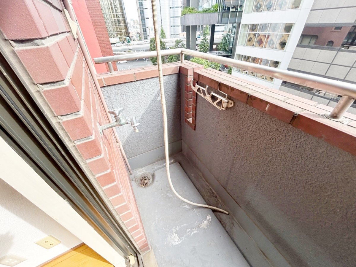 お部屋探しは株式会社 タウンハウジング までお気軽にお問合せ下さい。
クレジットカード決済・首都圏を中心直営143店舗 仲介件数全国2位の豊富な実績!諸費用・審査等・何でもご相談下さい。