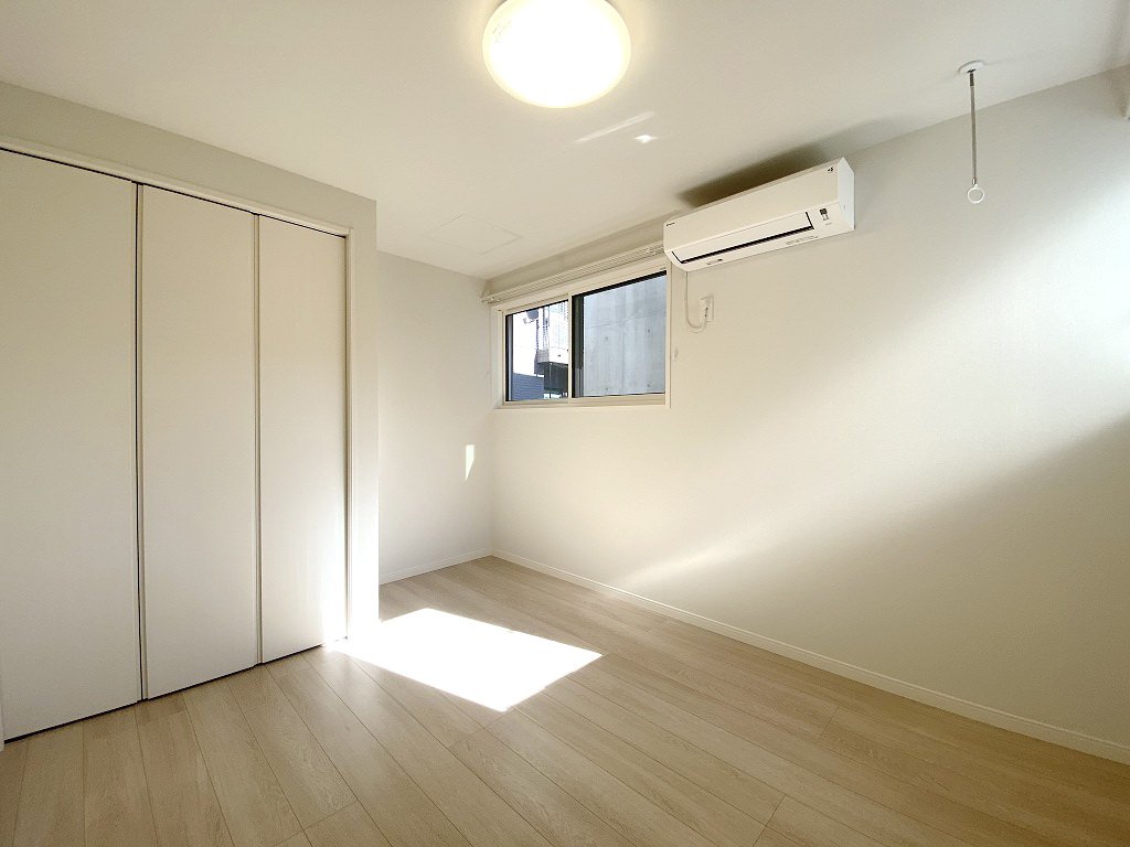 お部屋探しは株式会社 タウンハウジング までお気軽にお問合せ下さい。
クレジットカード決済・首都圏を中心直営143店舗 仲介件数全国2位の豊富な実績!諸費用・審査等・何でもご相談下さい。