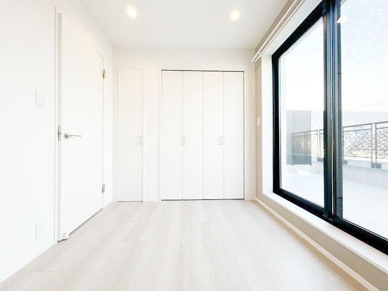 お部屋探しは株式会社 タウンハウジング までお気軽にお問合せ下さい。
クレジットカード決済・首都圏を中心直営143店舗 仲介件数全国2位の豊富な実績!諸費用・審査等・何でもご相談下さい。