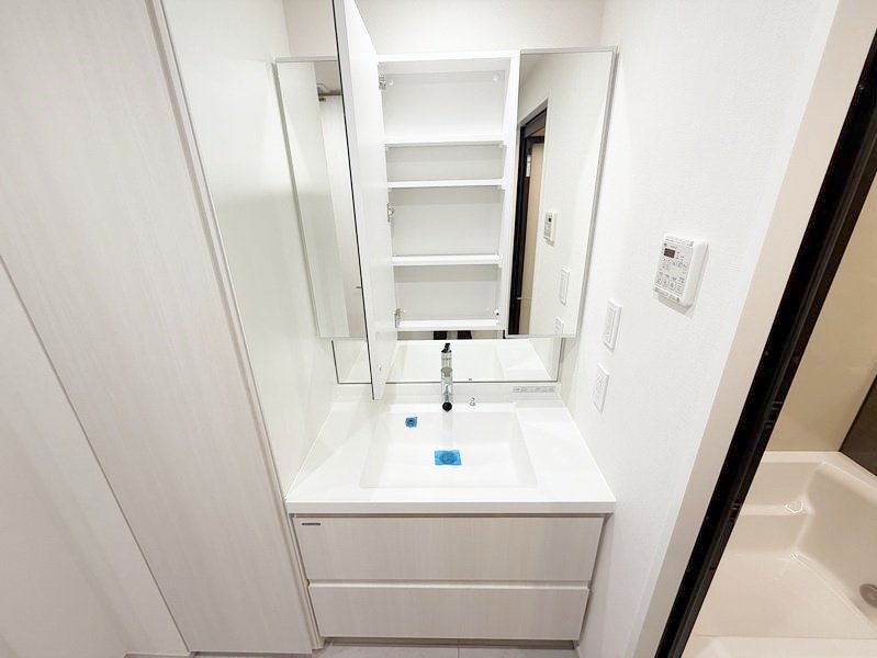 お部屋探しは株式会社 タウンハウジング までお気軽にお問合せ下さい。
クレジットカード決済・首都圏を中心直営143店舗 仲介件数全国2位の豊富な実績!諸費用・審査等・何でもご相談下さい。