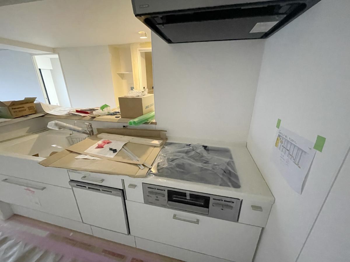 タウンハウジングレジデンス事業部 恵比寿店・赤坂店までお問合せ下さい。