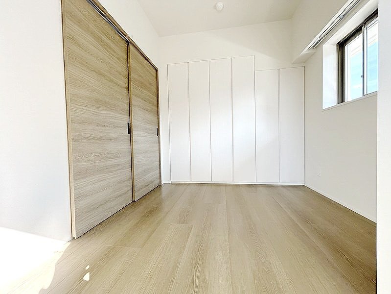 お部屋探しは株式会社 タウンハウジング までお気軽にお問合せ下さい。
クレジットカード決済・首都圏を中心直営143店舗 仲介件数全国2位の豊富な実績!諸費用・審査等・何でもご相談下さい。