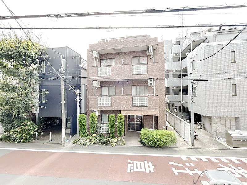 お部屋探しは株式会社 タウンハウジング までお気軽にお問合せ下さい。
クレジットカード決済・首都圏を中心直営143店舗 仲介件数全国2位の豊富な実績!諸費用・審査等・何でもご相談下さい。