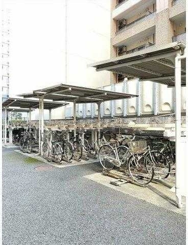 部屋探しは株式会社 タウンハウジング までお気軽にお問合せ下さい。
クレジットカード決済・首都圏を中心直営143店舗 仲介件数全国2位の豊富な実績!諸費用・審査等・何でもご相談下さい。