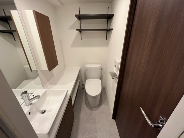 お部屋探しは株式会社 タウンハウジング までお気軽にお問合せ下さい。
クレジットカード決済・首都圏を中心直営143店舗 仲介件数全国2位の豊富な実績!諸費用・審査等・何でもご相談下さい。