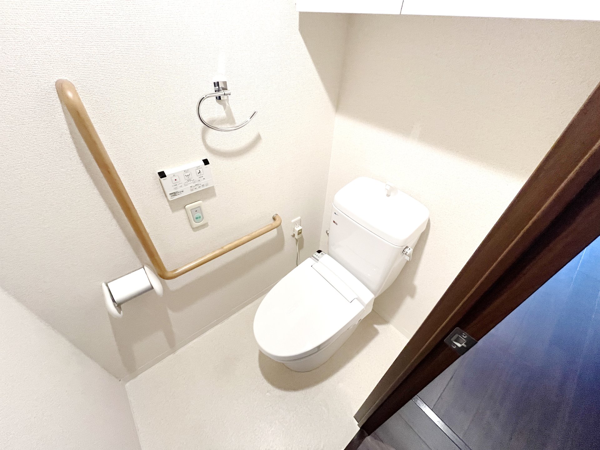 お問合せは(株)タウンハウジングレジデンス事業部【03-5563-9055】までお気軽にお問合せ下さい。
